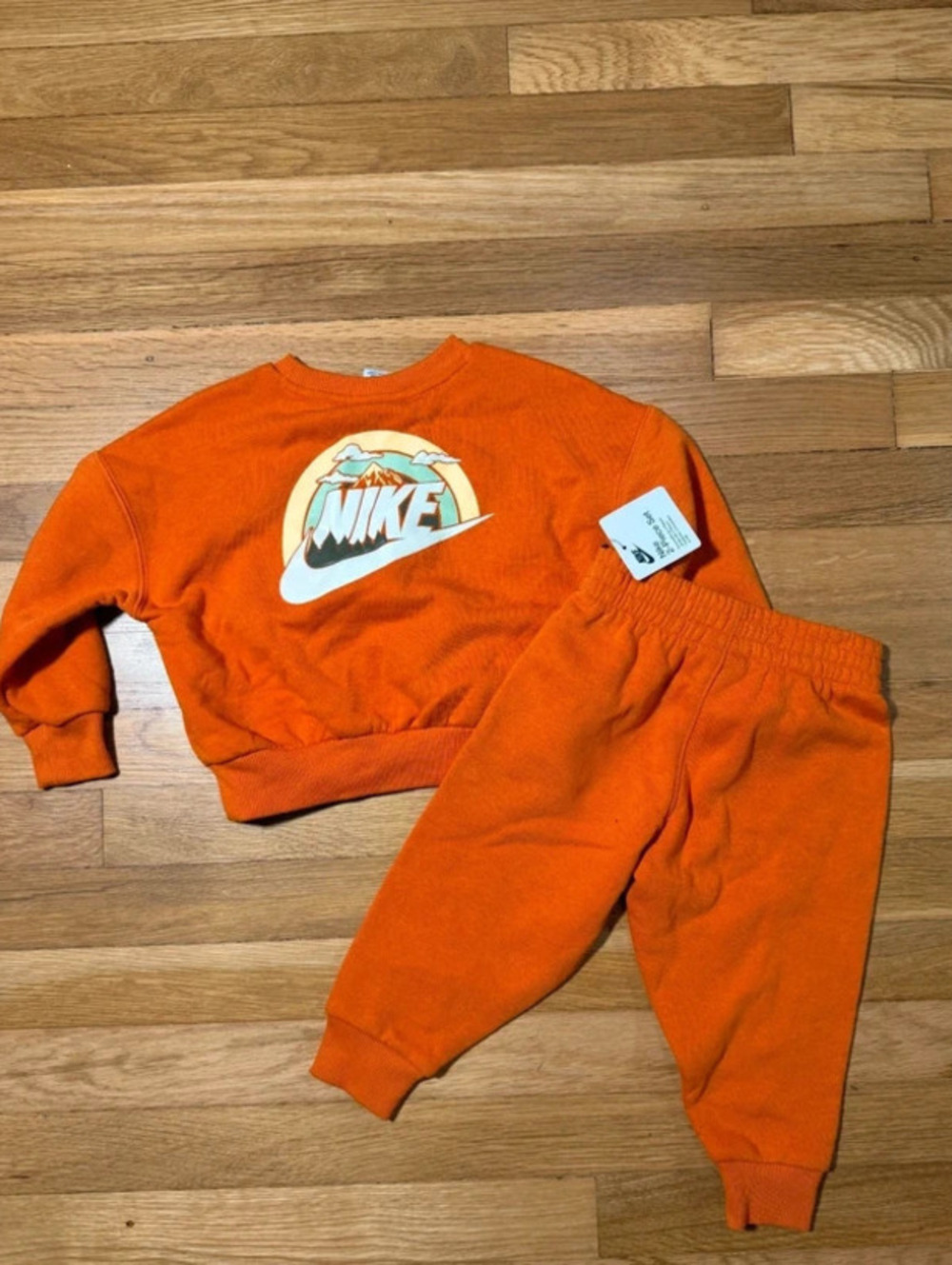 Nike NWT Orange Matching Sweat Set Size 1-2T